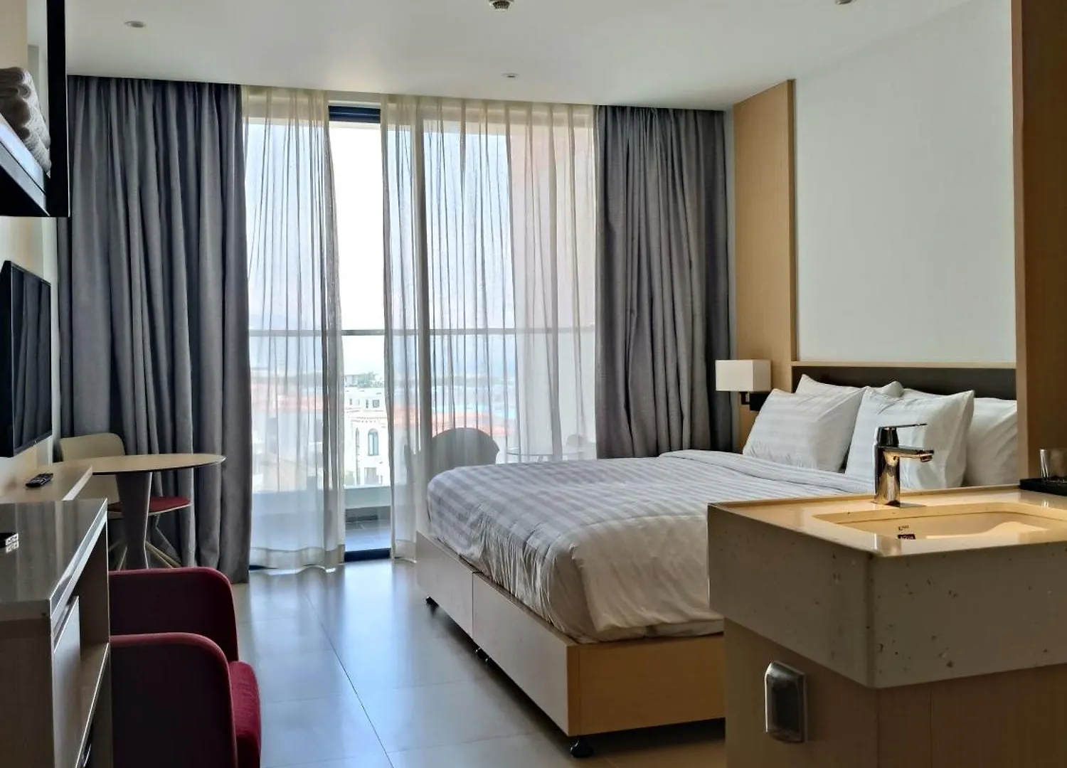 The Arena Sunrise Cam Ranh Apartment Thon Hoa Da